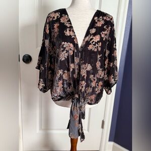 Floral Grey Velvet Tie-Front Women's Top medium